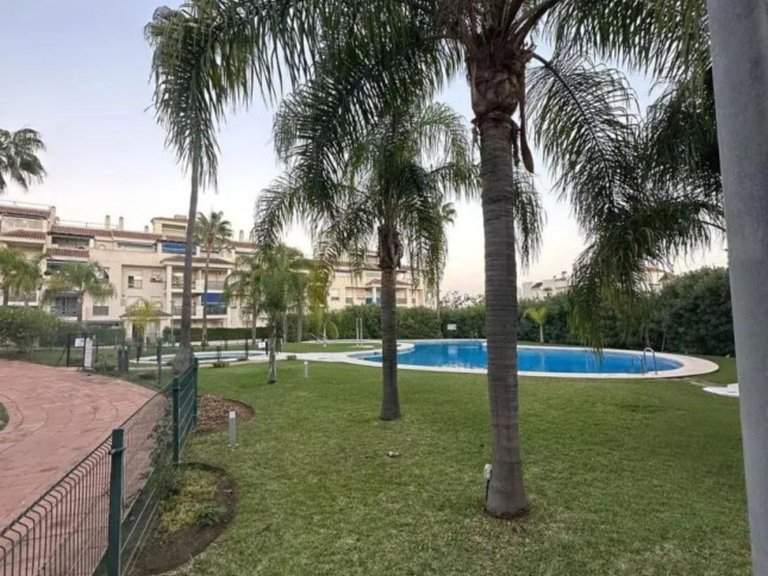 Apartment for Sale in Nueva Andalucía, Malaga 15