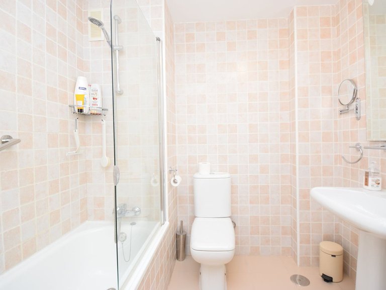 Apartment for Sale in Reserva De Marbella, Malaga 11