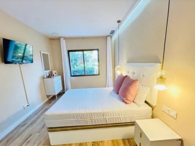 Apartment for Sale in Nueva Andalucía, Malaga 10