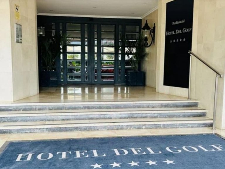 Apartment for Sale in Nueva Andalucía, Malaga 14