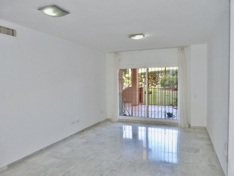 Apartment for Sale in Reserva De Marbella, Malaga 5