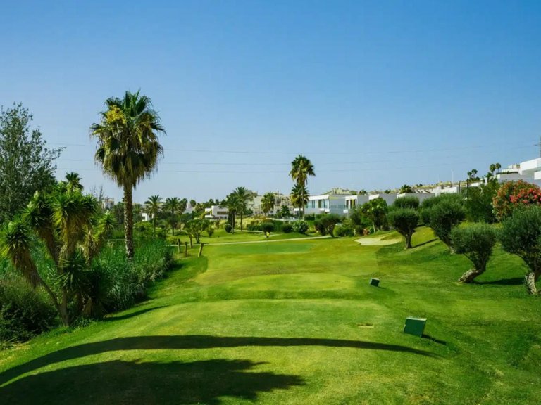 Plot for Sale in El Paraiso, Malaga 10