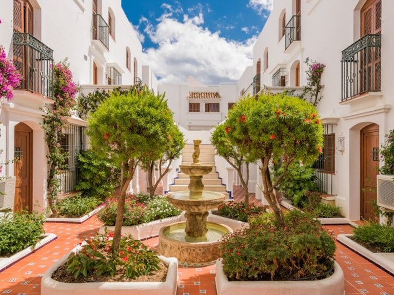 Town House for Sale in Estepona, Malaga 22