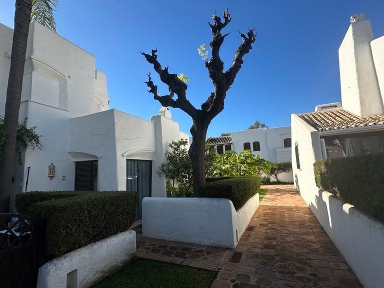 Town House for Sale in Estepona, Malaga 25