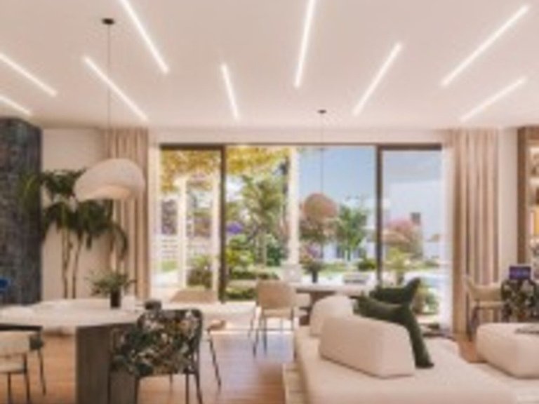Town House for Sale in Costa del Sol El Chaparral, Malaga 4