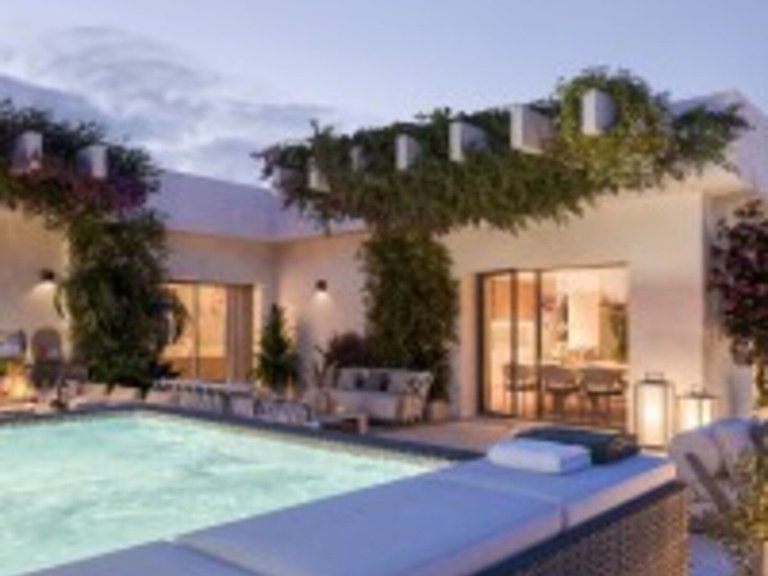 Town House for Sale in Costa del Sol El Chaparral, Malaga 8