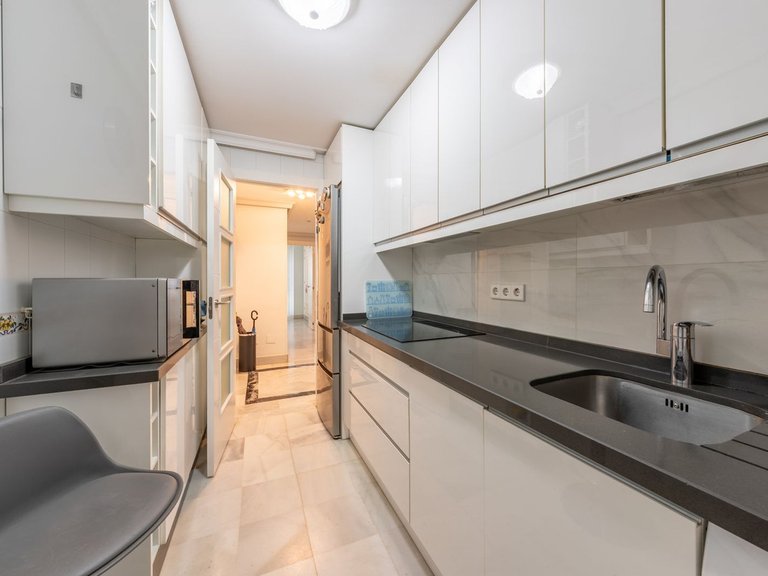 Apartment for Sale in Marbella, Malaga 10
