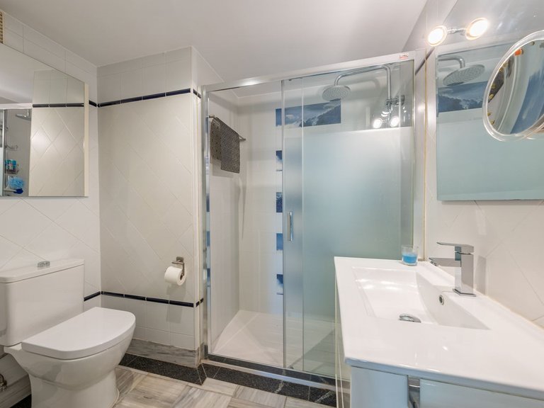 Apartment for Sale in Marbella, Malaga 19