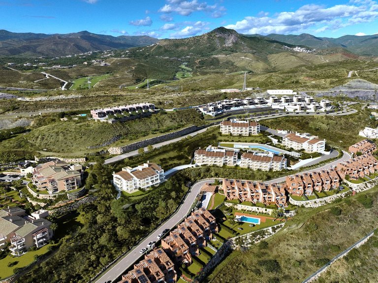 Apartment for Sale in Costa del Sol Benahavís, Malaga 17