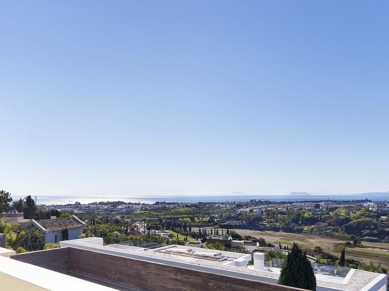 Penthouse for Sale in Estepona, Malaga 1