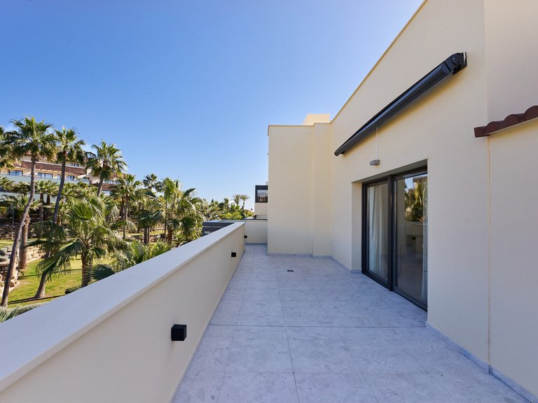 Penthouse for Sale in Estepona, Malaga 25