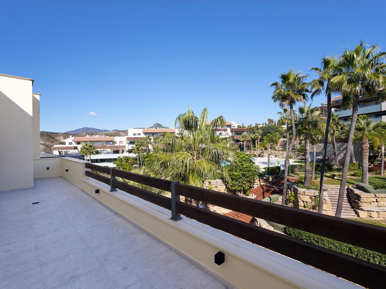 Penthouse for Sale in Estepona, Malaga 26
