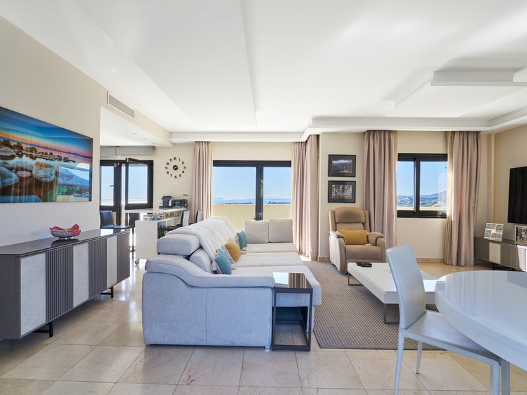 Penthouse for Sale in Estepona, Malaga 5