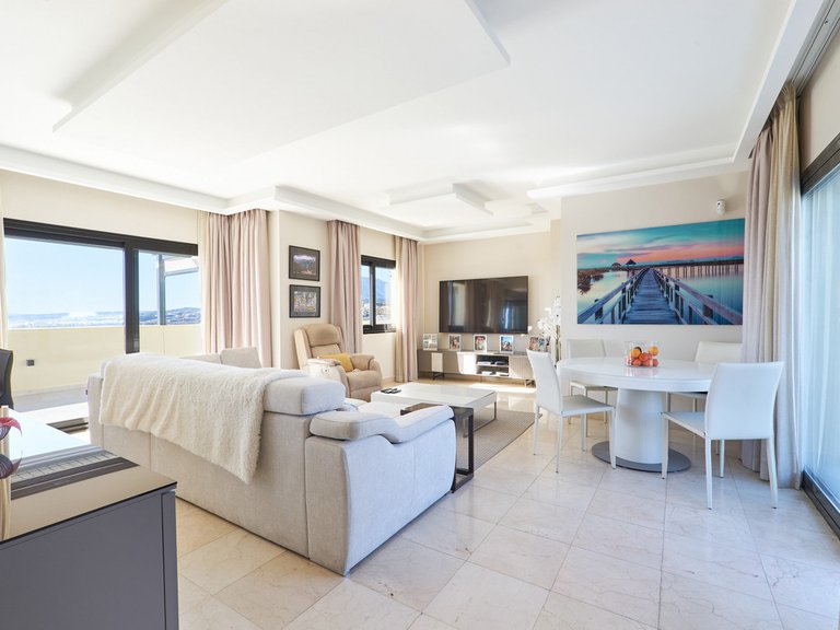 Penthouse for Sale in Estepona, Malaga 6