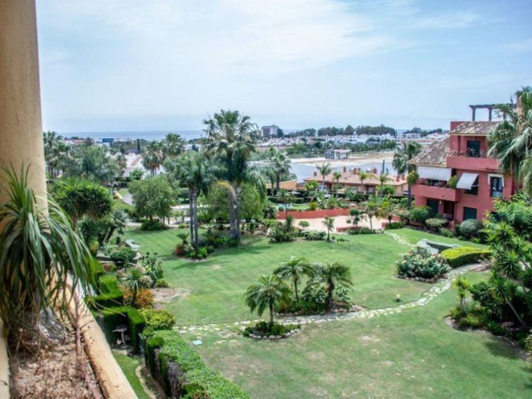 Apartment for Sale in Costalita, Malaga 5