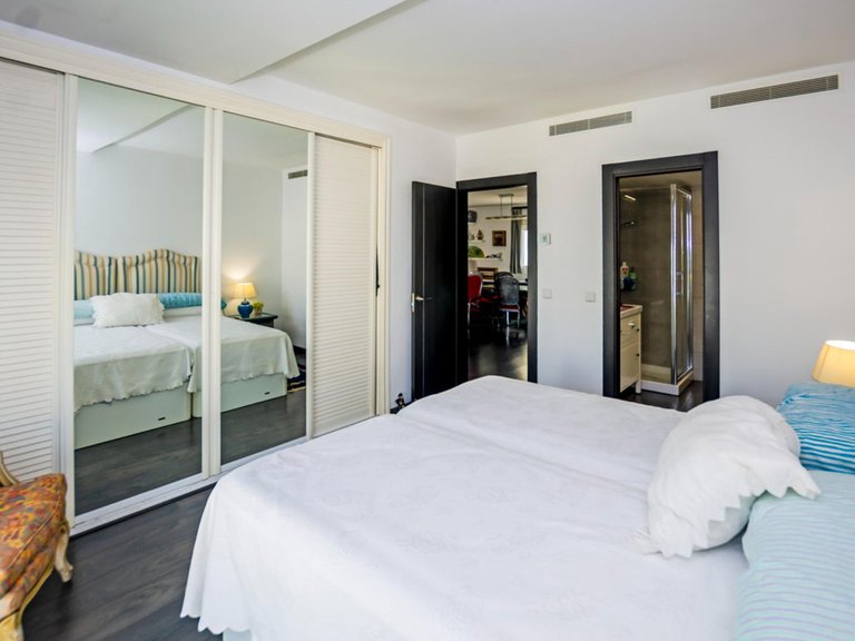 Penthouse for Sale in Puerto Banús, Malaga 12