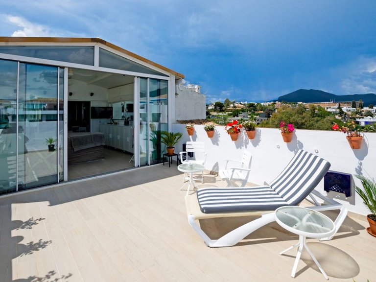 Penthouse for Sale in Puerto Banús, Malaga 13