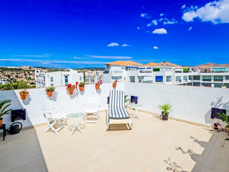 Penthouse for Sale in Puerto Banús, Malaga 14