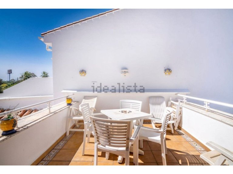 Apartment for Sale in New Golden Mile, Malaga 4