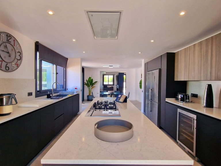 Villa for Sale in San Pedro De Alcántara, Malaga 10