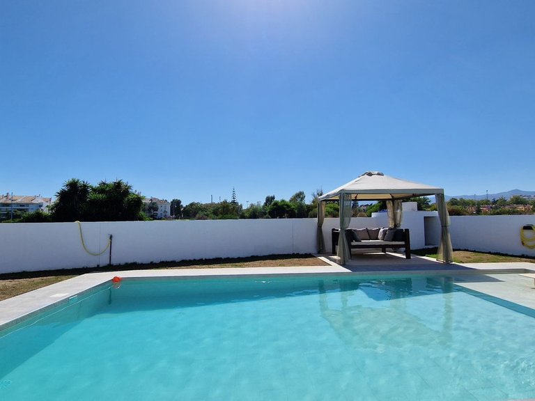 Villa for Sale in San Pedro De Alcántara, Malaga 20