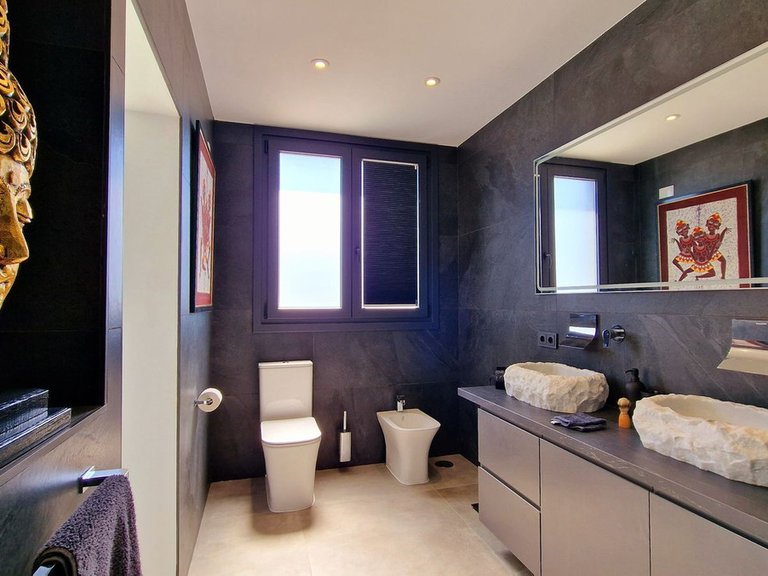 Villa for Sale in San Pedro De Alcántara, Malaga 24