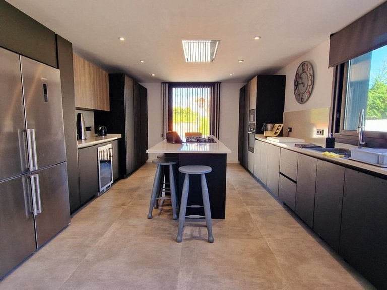 Villa for Sale in San Pedro De Alcántara, Malaga 7