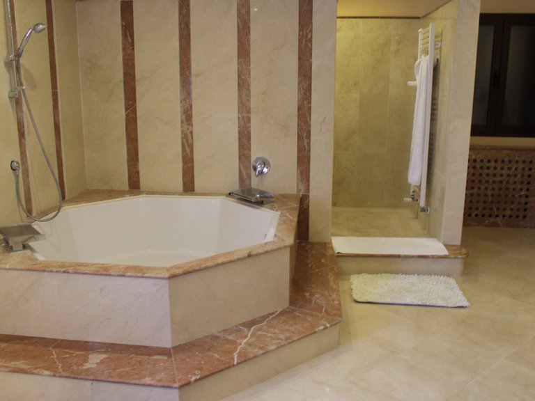 Villa for Sale in Alhaurín El Grande, Malaga 10