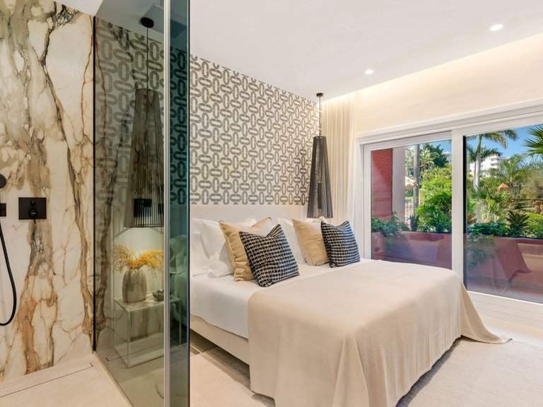 Apartment for Sale in Costa del Sol Estepona, Malaga 29