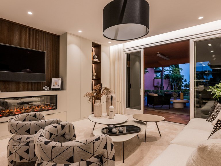Apartment for Sale in Costa del Sol Estepona, Malaga 8