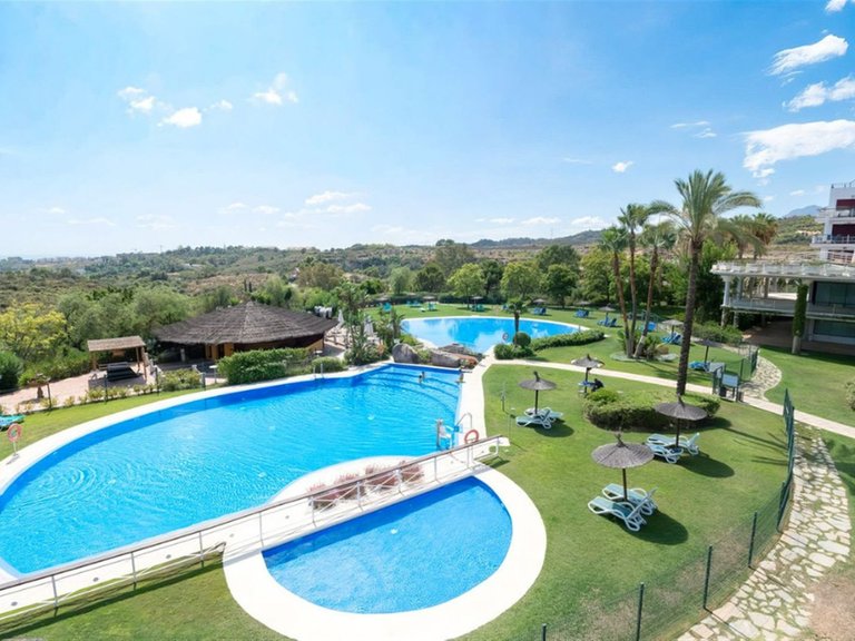 Apartment for Sale in Benahavís, Malaga 1