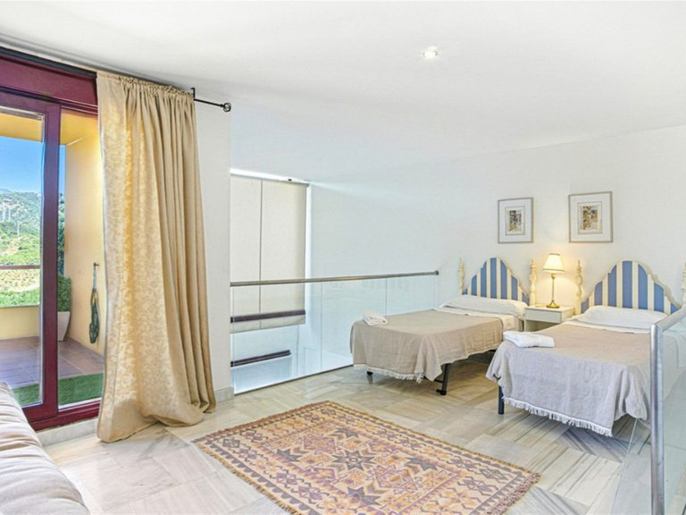 Apartment for Sale in Benahavís, Malaga 12