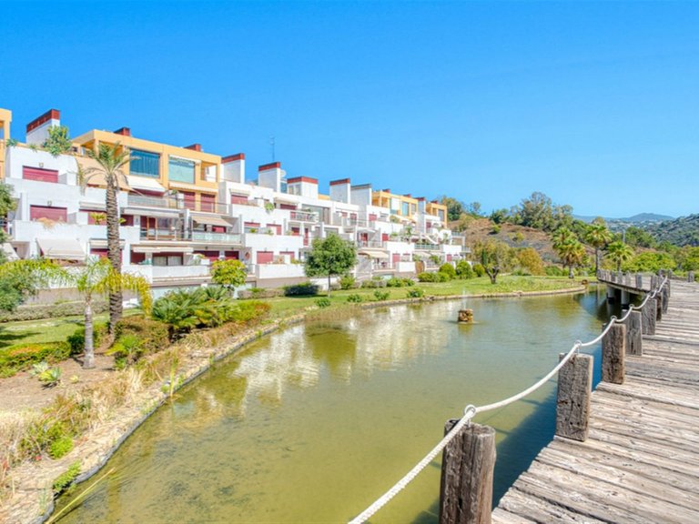Apartment for Sale in Benahavís, Malaga 30