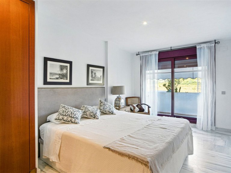 Apartment for Sale in Benahavís, Malaga 9