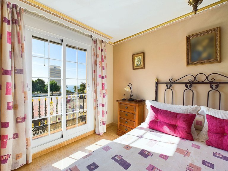 Villa for  in Estepona, Malaga 3