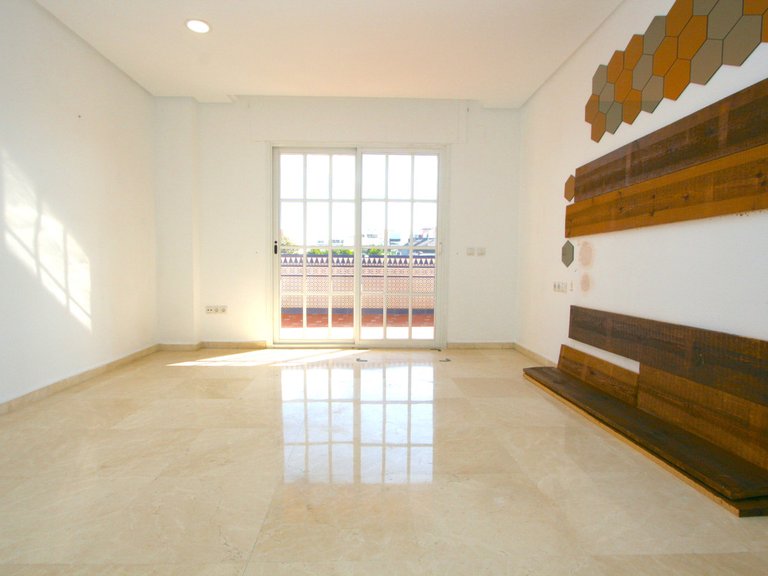 Penthouse for Sale in Costa del Sol Fuengirola, Malaga 11