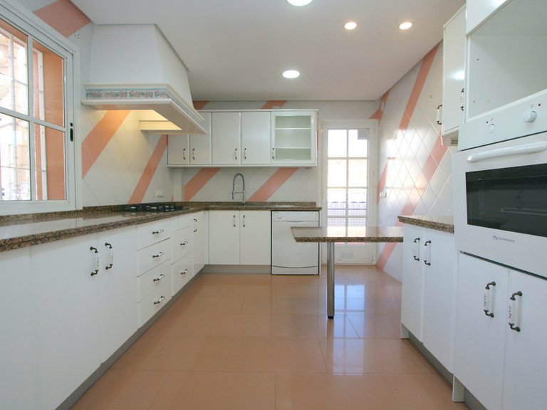Penthouse for Sale in Costa del Sol Fuengirola, Malaga 4