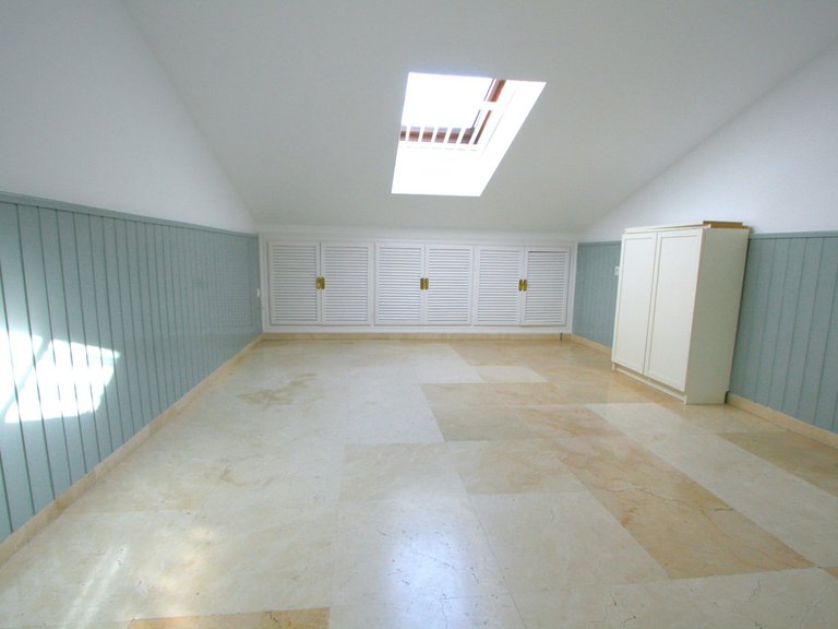 Penthouse for Sale in Costa del Sol Fuengirola, Malaga 8