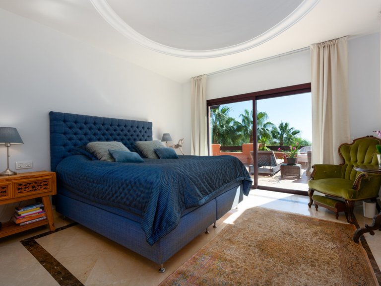 Apartment for Sale in Nueva Andalucía, Malaga 22