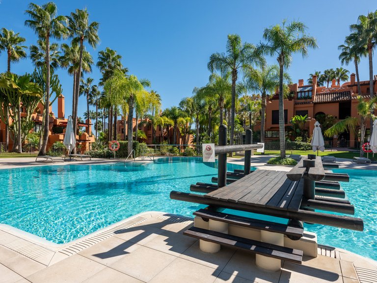 Apartment for Sale in Nueva Andalucía, Malaga 39