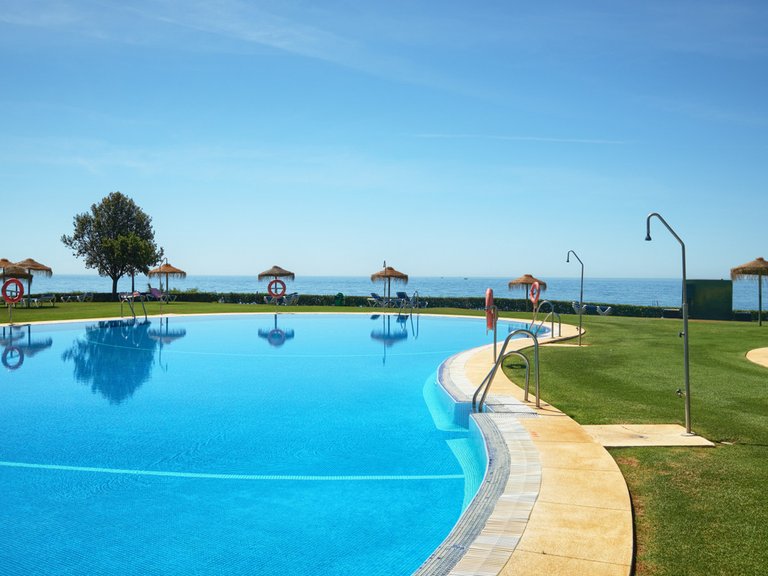 Apartment for Sale in Cabopino, Malaga 1