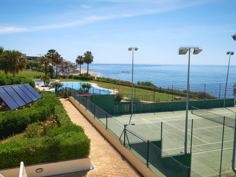 Apartment for Sale in Cabopino, Malaga 28