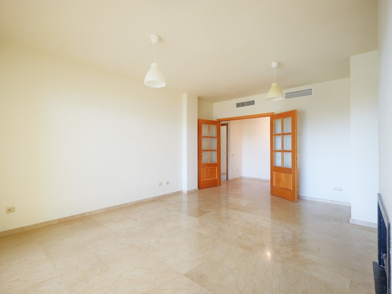 Apartment for Sale in Cabopino, Malaga 8