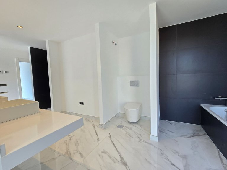 Apartment for Sale in La Mairena, Malaga 26