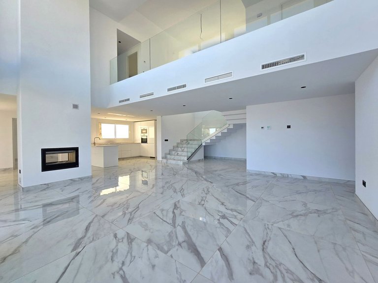 Apartment for Sale in La Mairena, Malaga 34