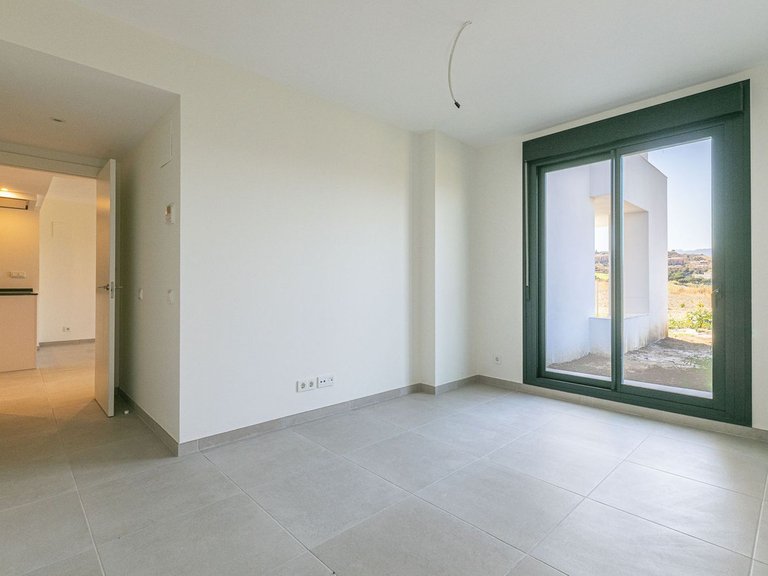 Apartment for Sale in Costa del Sol, Calanova Golf, Malaga 14