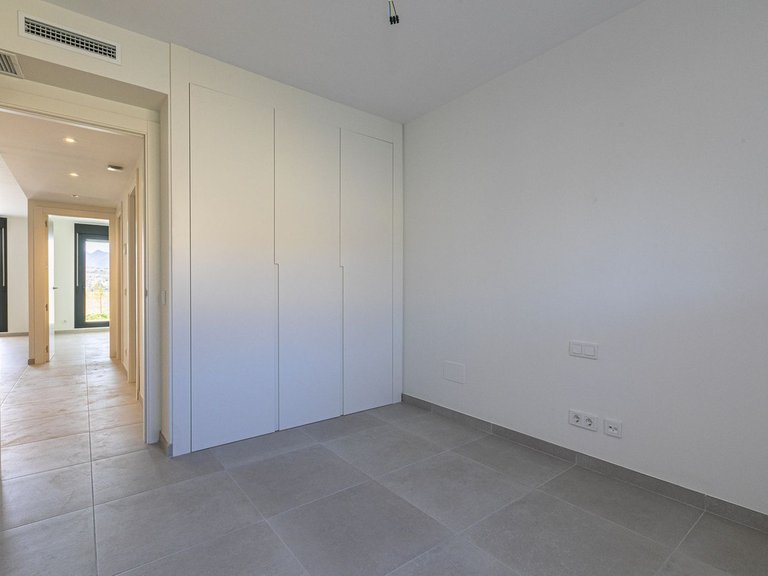 Apartment for Sale in Costa del Sol, Calanova Golf, Malaga 17