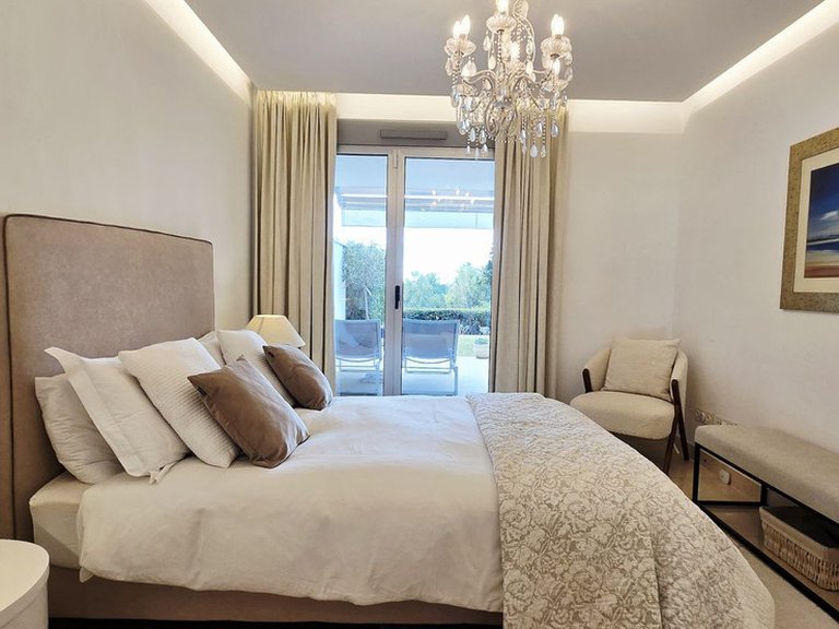 Apartment for Sale in Benahavís, Malaga 13