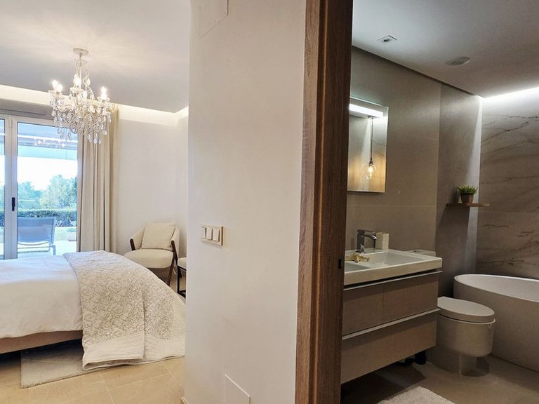 Apartment for Sale in Benahavís, Malaga 15