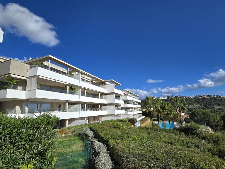 Apartment for Sale in Benahavís, Malaga 25